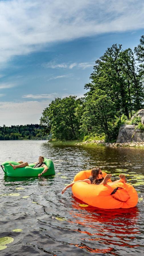 Evika Boutique Hotel Eskilsby Екстер'єр фото